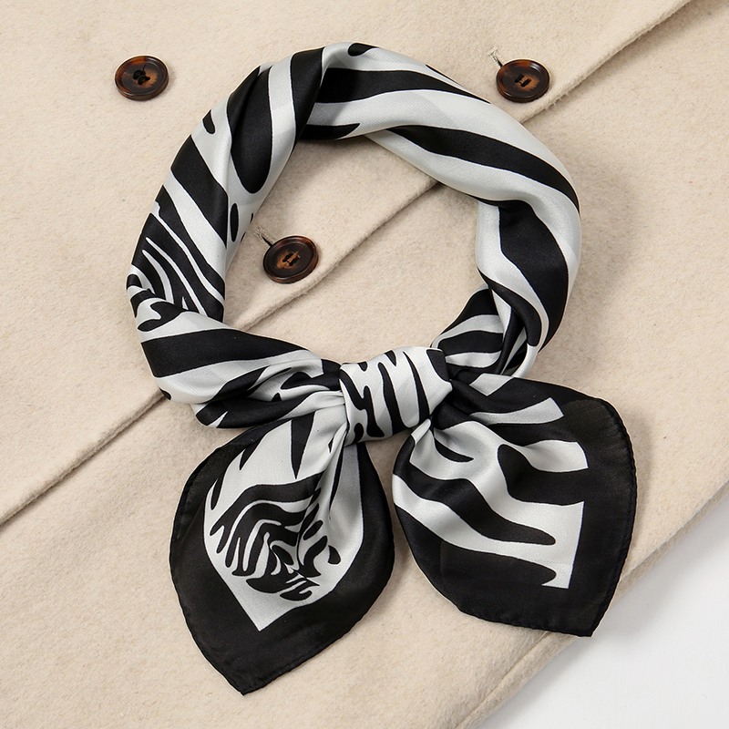 2025 Beach Hijab Stoles Silk S - огляд і ціна Silk Tie Striped