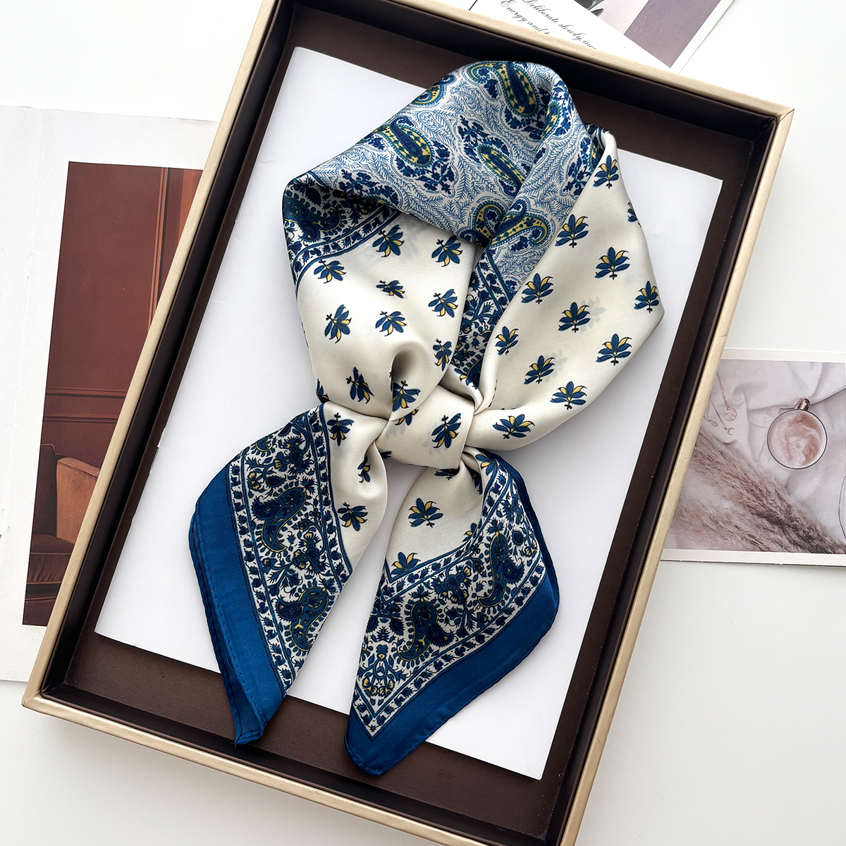 New 70cm Square Paisley Print  - огляд і ціна Ascot Neck Scarf