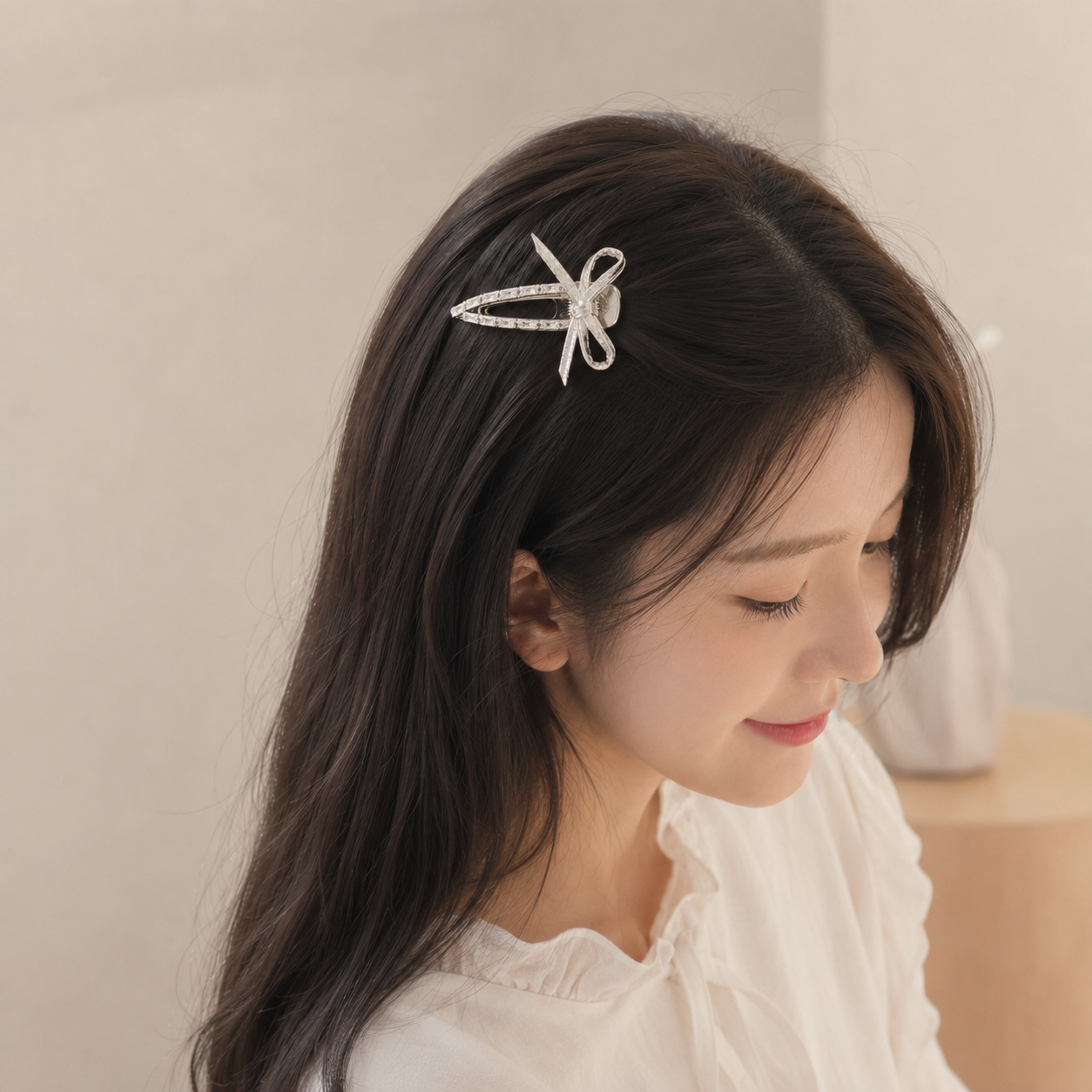 Y2K Bow Hair Clip Silver Alloy - огляд і ціна Tie Clip Silver