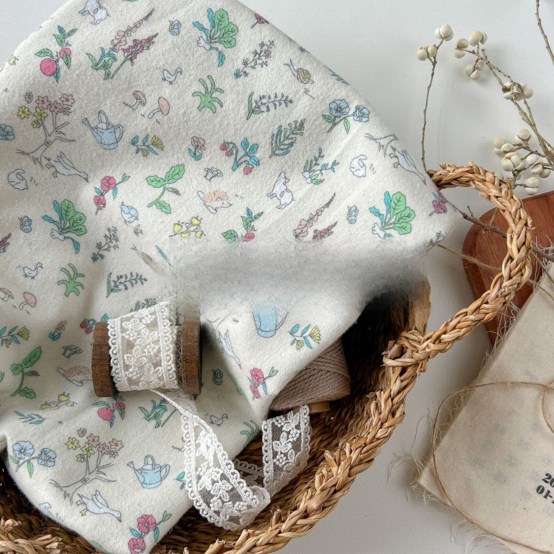 Fabrics Viscose Floral Printed - огляд і ціна Woven Scarf Blanket