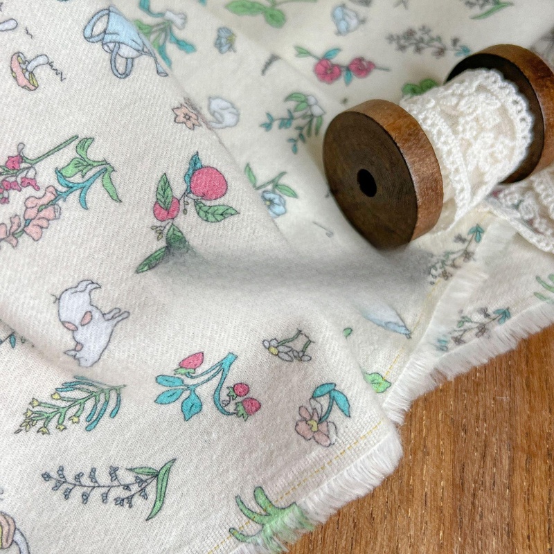 Fabrics Viscose Floral Printed - огляд і ціна Woven Scarf Blanket