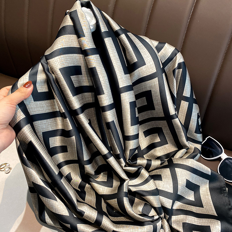 Fashion Print Large Shawl Wrap - огляд і ціна Scarf Silk Square