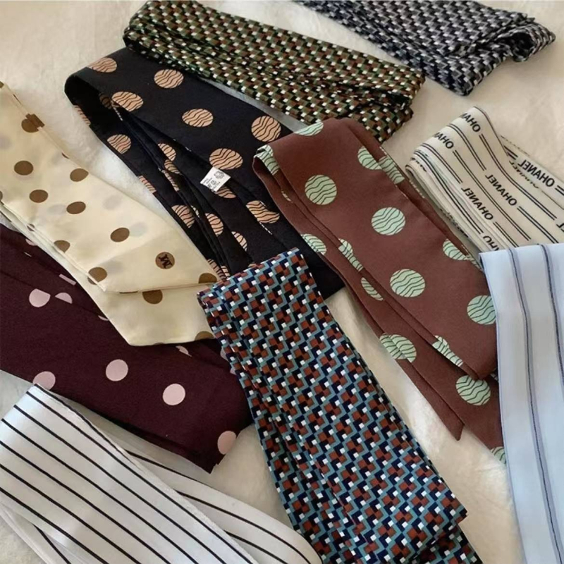 Polka Dot and Striped Print Sc - огляд і ціна Silk Tie Striped