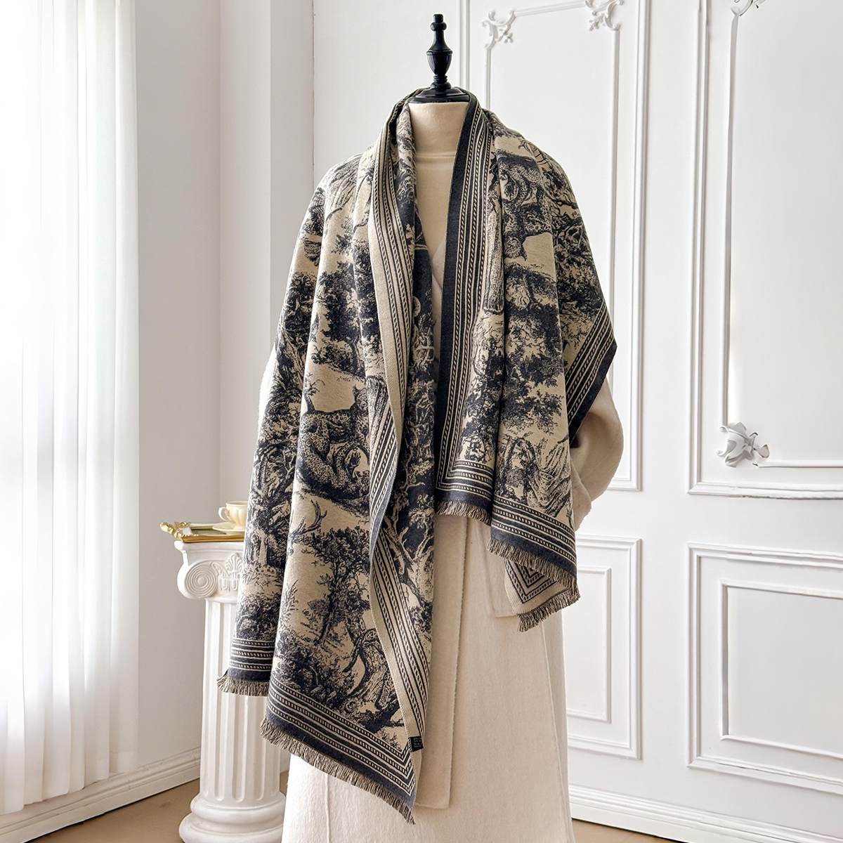 Elegant Animal Jacquard Pashmi - огляд і ціна Woven Scarf Blanket