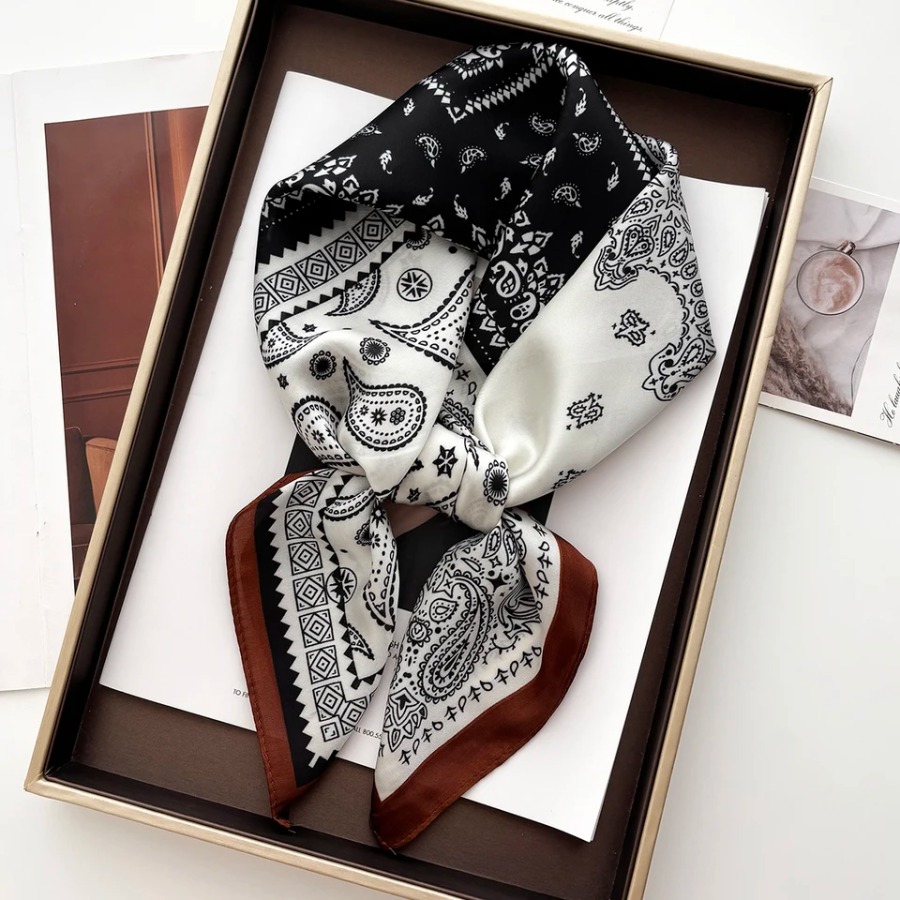2025 Silk Shawl Square Scarf F - огляд і ціна Bandana Cotton